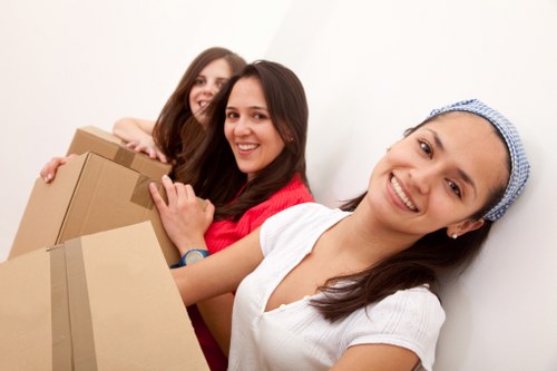 Moving boxes and furniture transport in Tufnell Park