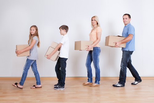 Careful packing and loading for a local house removal